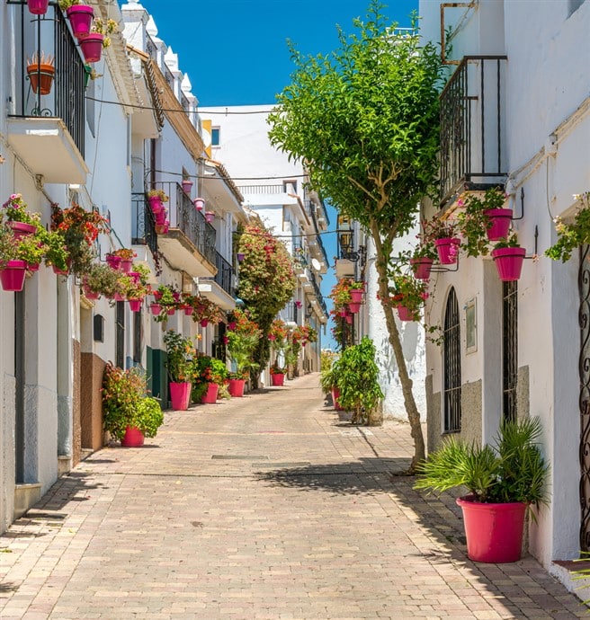 where to live in costa del sol