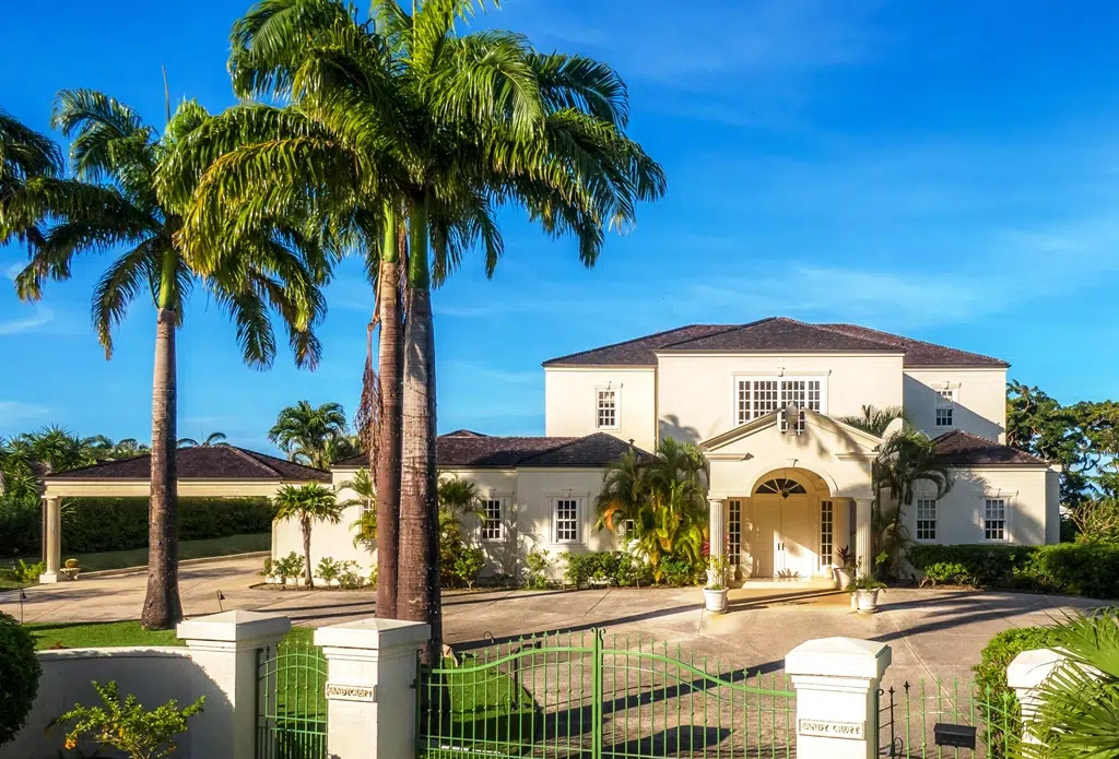 Colonial Villa In Westmoreland