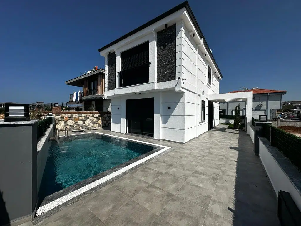 Key Ready Villa For Sale In Altinkum