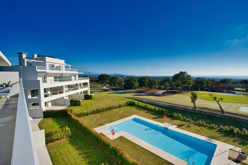 Luxury Golf Apartments In San Roque