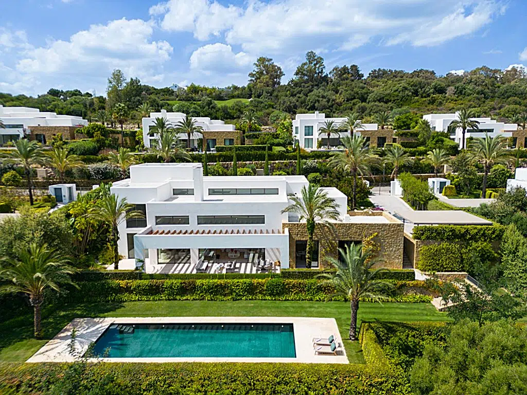 Contemporary Villa In Finca Cortesin