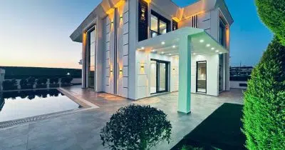 Luxurious Detached Villa Altinkum