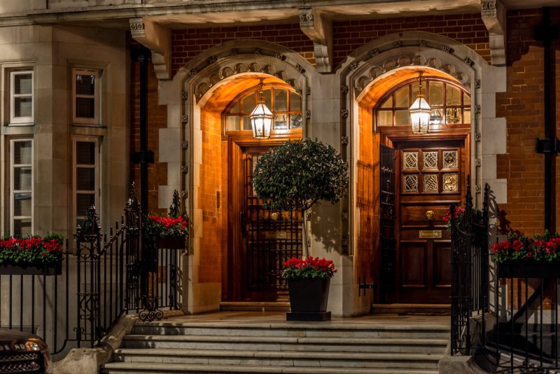 house in mayfair in christmas evening, london