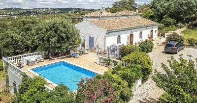 Traditional Single Storey Algarve Quinta