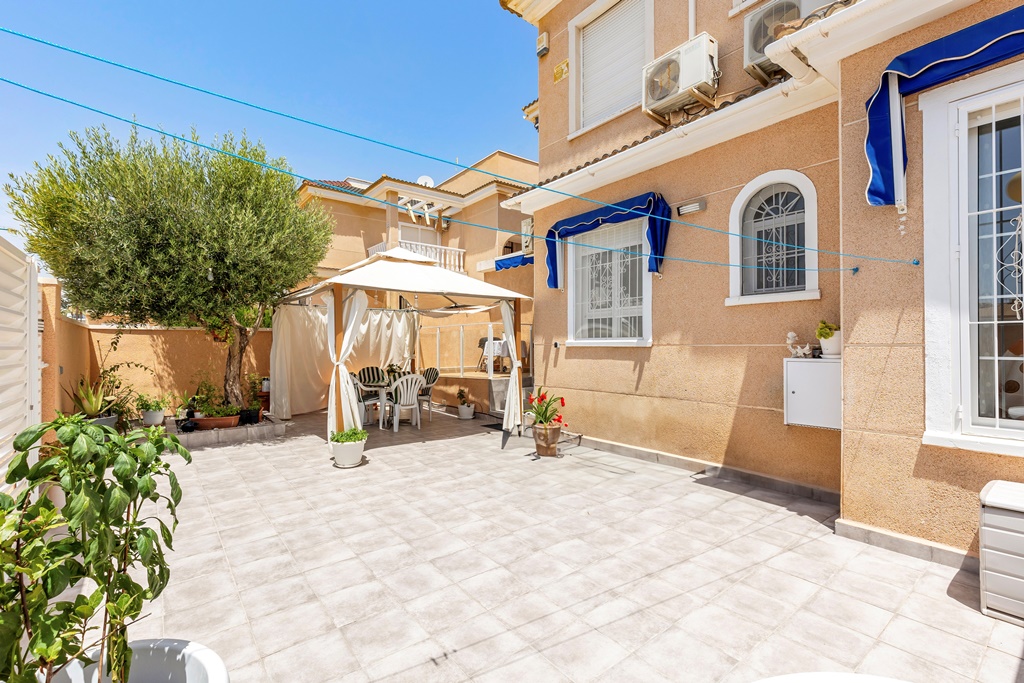 Ground Floor Apartment In La Zenia, Alicante, Spain - Spotblue.com