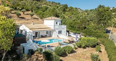 Tranquil Villa In São Bras de Alportel