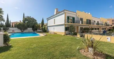 Semi-Detached Townhouse In Vilamoura