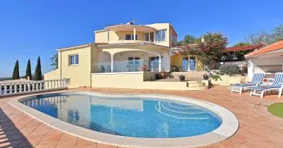 Scenic View Villa For Sale In Loulé