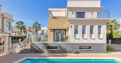 Luxury Villa For Sale In La Zenia