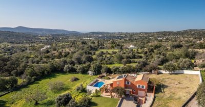 Immaculate Villa In São Brás de Alportel